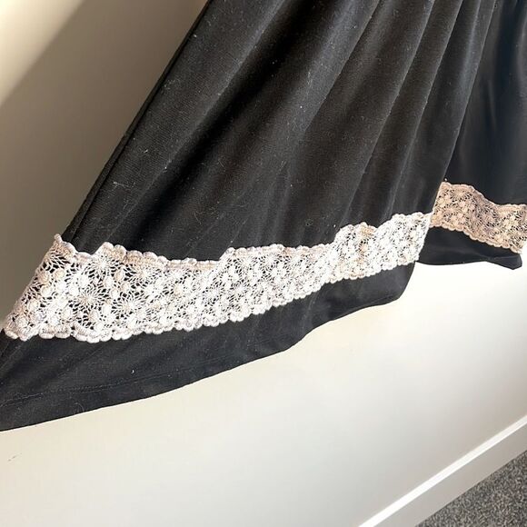 Black Tank Top Dress with White Lace on Bottom Size L - Picture 2 of 5
